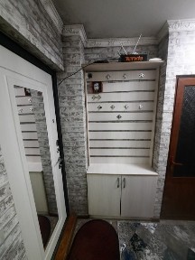 Aziz bozorda 1 xonali kvartiramni ijaraga beraman