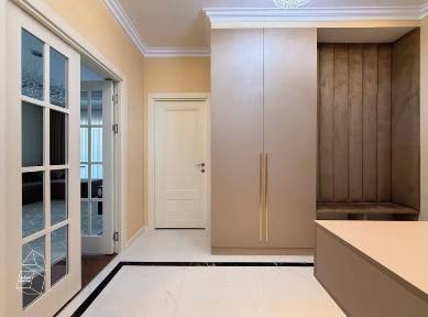 Long-term apartment rental