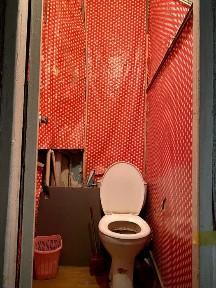 Xonadon 1 xonali sergili tuman turon metro yonida index bozor oldi