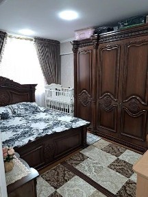 Продается 4х комнатная Шота РуставелиКирпич