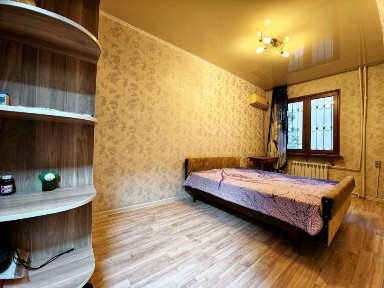 Продаётся квартира 4 комнаты Лисунова 1 Кадышева метро Олмос