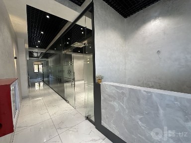 Аренда нежилое помещение. 250м2. Вдоль дороги. Ор-р: Шота Руставели.