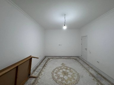 Яккасарайский район. Новостройка. Метро космонавтов. 3х комнатная