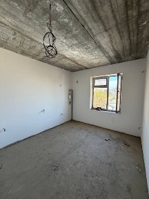 Срочно 3 хоналик 105 КВ Горгаз Нихол калсо олдидан сотилади