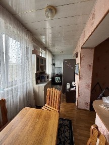 Продаётся 3х комнатная квартира переделанная в 4х комнатную!