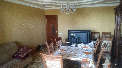 Шинами квартира Гунчада, Тинчлик метода сотилади