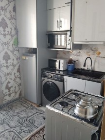 Qoʻyliq 1 xonali uy sotiladi
