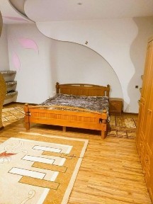 Продаётся трёхуровневый дом в новой махале