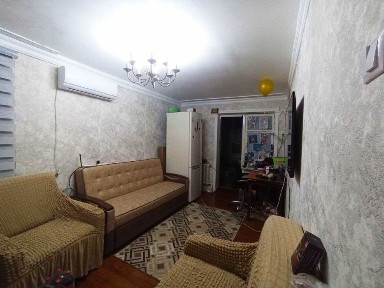 Продаю свою 1/2/4/4 комнатную квартиру в центре Кибрая