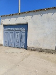 Hovli sotiladi Navbahor tumani karvon mahallasida