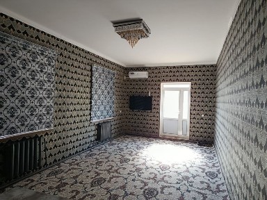 Ховли сотилади Дустликда