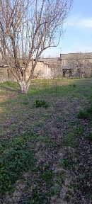 Uy sotiladi uchastka