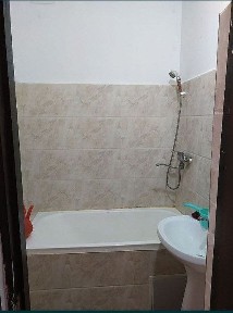 2- xonali kvartira sotiladi. Holati yaxshi. To'lliq ma'lumotlari pasda