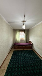 Oybekda 3 xonalik uy 4 xona qilingan/3-х комнатная переделанная в 4-х