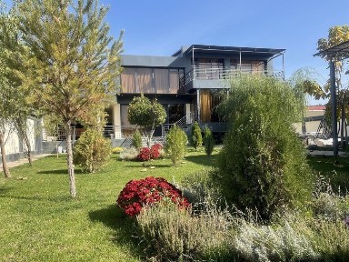 Продается загородный евро дом - дача. 8 соток 30 мин от ташкента.