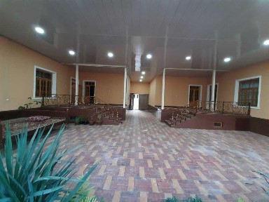 Keles kirip oqibat mahalla 8 sotix uchastka sotiladi
