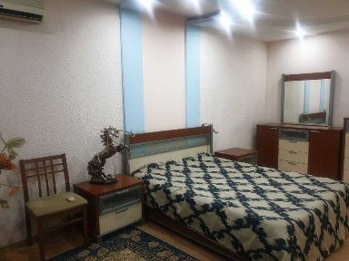 Продаётся своя квартира на Ц-2, 3в2/2/4