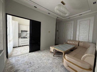Продаётся передел 2х комн квартира на 1 этаже Ор-р Бухара Сити Турон