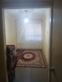 Зарафшонда квартира сотиладт