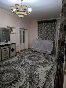 Qibray tumanida 6 sotixli hovli