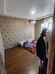 Bir xonali uy sotiladi