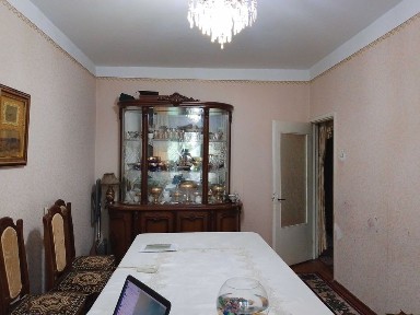 Продаётся квартира 3 комнатная в Алмазаре Тансыкбаев 1