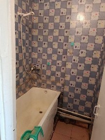 Юнусабад 14САМАРА ресторан 1\2\5 Продаю квартиру. Ипотеки нет