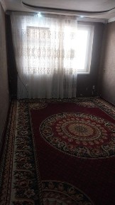 Ижарага берилади студент ёки ишлайдиган кизларга факат