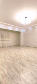 Продаётся | Метро Чиланзар | ориентир 16-Гор. Больница 4 (5)-комнатная