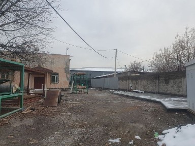 Здание на продажу, для производства и хранения.