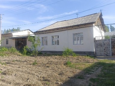Дом продаётся 7 суток адрес Ташморя количество комнат 5 высота потолок