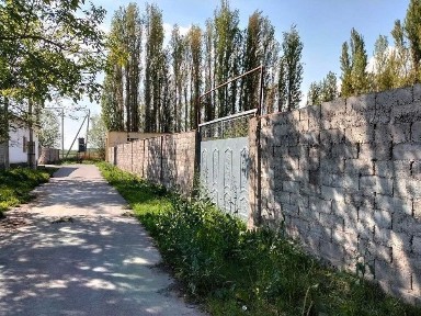 Продаётся земельный участок В районе Юкори-Чирчик Джалол Тепа