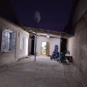 Uy sotiladi xolati yaxshi