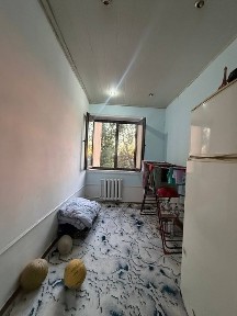 Юнусабад 11 квартал. Продается квартира 2/4/4