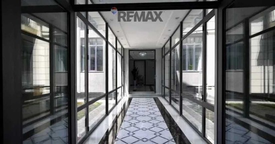 Продаётся здание под гостиницу Яккасарайский район
