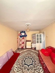 СРОЧНО ! Продается квартира в Яшнабаде 1/4/4 ( 30 кв/м ) Дубовой