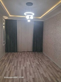 Продается квартира в Яшнабадском районе Авиасозлар-4, 2х комнат 3-этаж