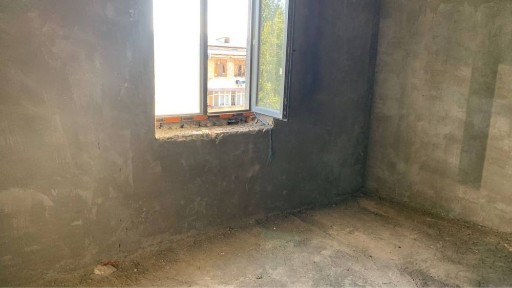 Срочно продется новостройка квартира (коробка)