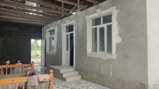 Turar joy sotiladi