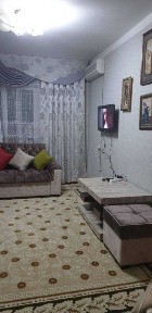 Продаётся 3/3/5 Ахмад Югнаки С ремонтом Частично мебелью Ор-р 120школа