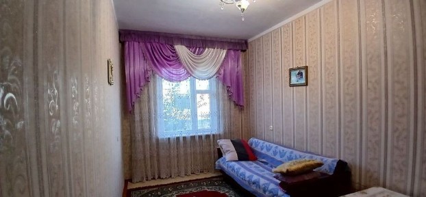 Квартира продажа срочно Ахангаран.