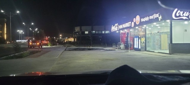Продаю остановка здание и готовый бизнес в центре!