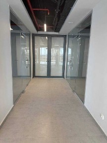 Современные офисы в бизнес-центре ZARAFSHAN CITY 471м²