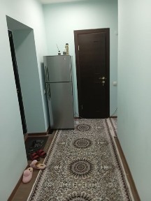 Продаётся 2-х квартира 7мкр 4 этаж