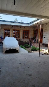 Срочно уй сотилади. Сергелида
