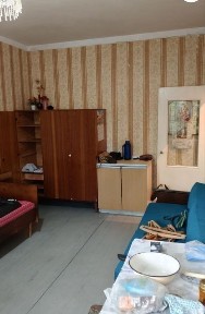 Срочно продаётся квартира 1/4/4