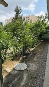 Участок 4,7 сотки. Сергели, ул. Бирлик (Сергели 2). Дом 5 ком старый
