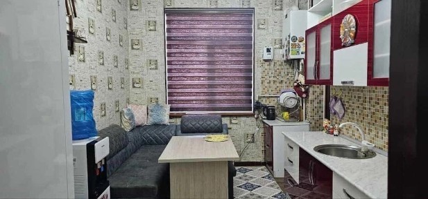 Shaxar markazidan 2 xonali kv sotiladi