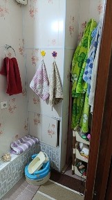 Продам 2 комнатную. Спутник -1 Напротив площади. СЕРГЕЛИ