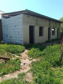 Uchastka sotiladi yer maydoni 1.15 soyixdan iborat